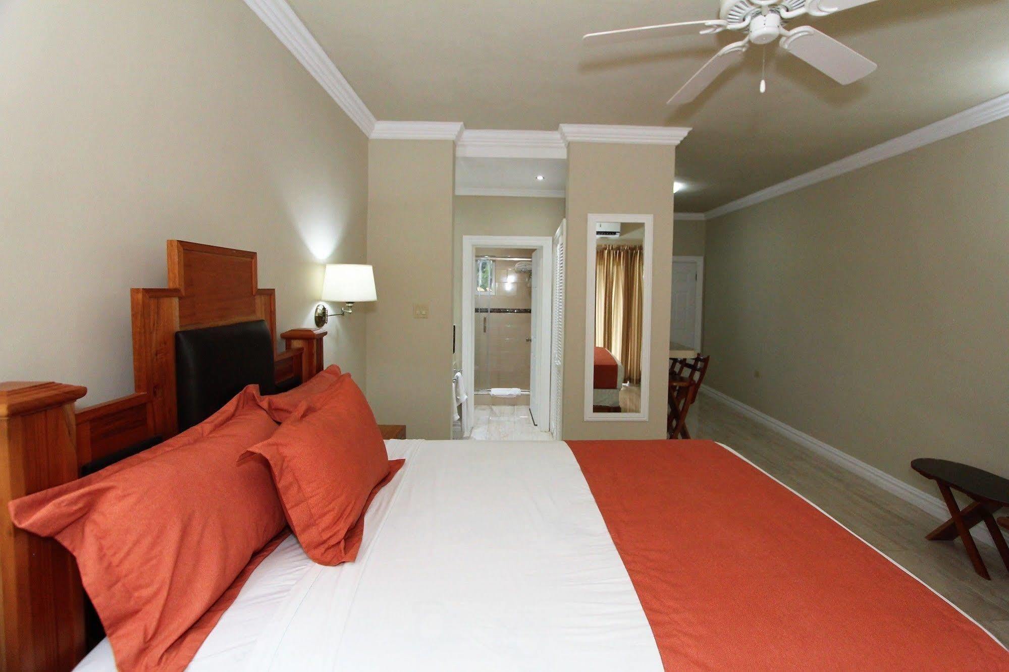 Oasis Resort Negril Extérieur photo